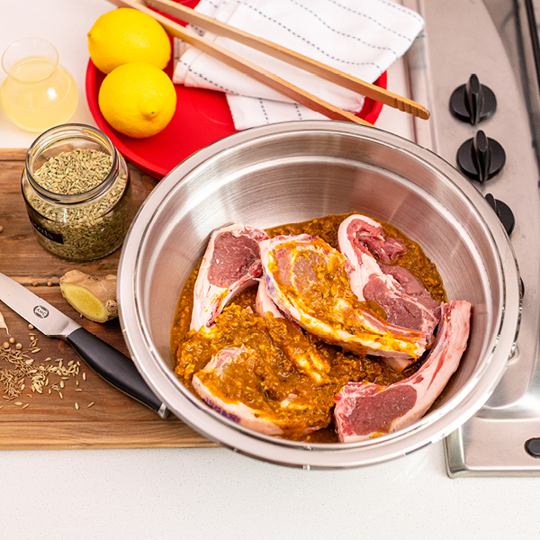 Lamb chops in a curry marinade